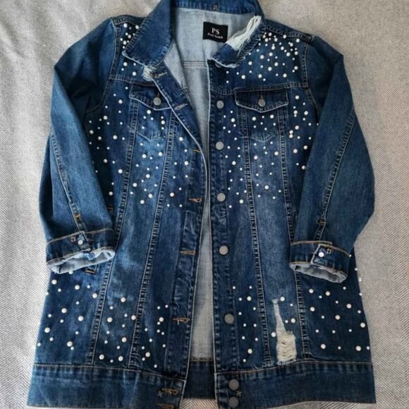 Stunning Pearl & Real Fox Fur Trim Denim Jacket – 2-in-1 Design! - Picture 3 of 4